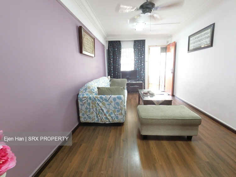 Yishun Avenue 5 thumbnail photo